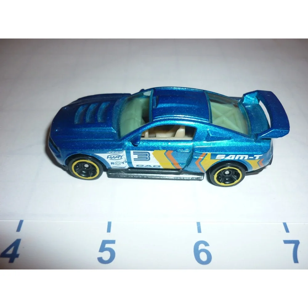 Hot Wheels 2011 Custom Ford Mustang Blue‎ Race Car Diecast Toy 1/64